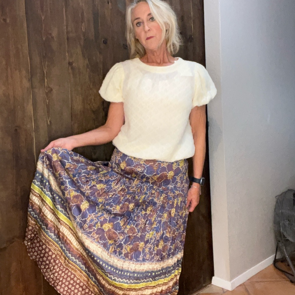 Current Air NWT Floral Purple Skirt